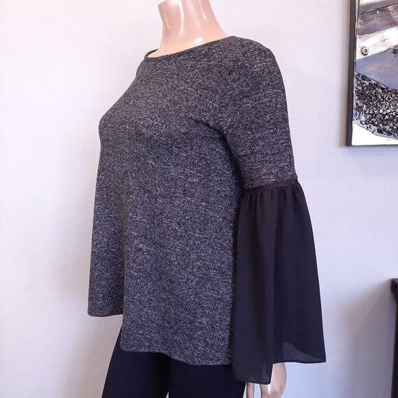 Design Lab Chiffon Bell Flare Sleeve Flowy Top Womens Size Small Black Grey - Picture 2 of 12